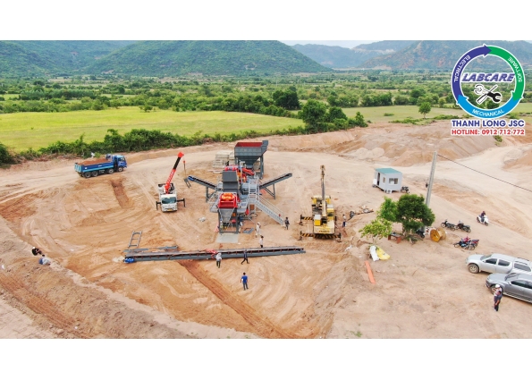 Máy rửa cát đồi tại Việt Nam do Máy Nghiền Đá Thanh Long cung cấp 